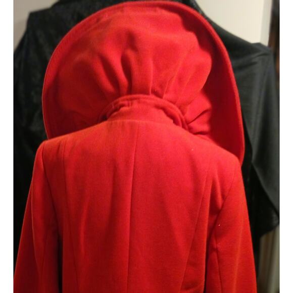 Venus Red Full High Collar Long Winter Coat - Picture 4 of 7